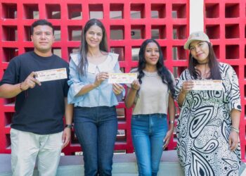 Cayó millonario cargamento de cocaína y marihuana en aguas de La Guajira: hay tres capturados