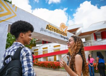 Uniguajira cuenta con 22 nuevos docentes de planta y avanza en la entrega de 200 plazas por méritos