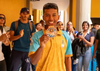La enramada que construyeron en Uniguajira como espacio ancestral y pedagógico para la interculturalidad