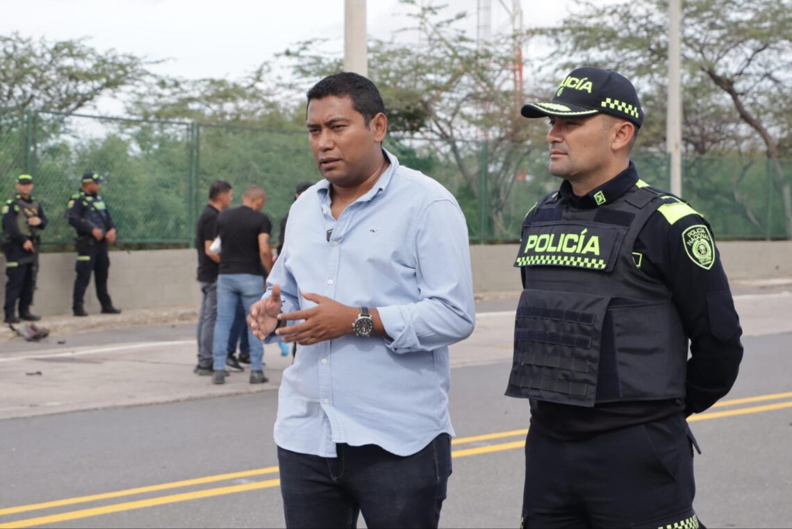 “La violencia no puede seguir arrebatándonos vidas”: alcalde de Maicao rechaza atentado contra el peaje Alto Pino