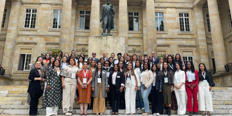Estudiantes de Uniguajira hicieron parte del programa Impacto Legislativo Joven en la Cámara de Representantes