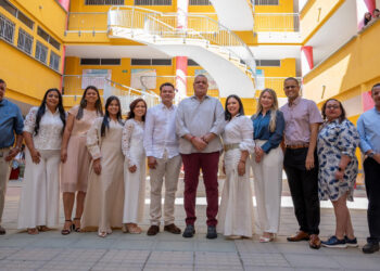 Uniguajira continúa consolidando su excelencia académica con la posesión nuevos docentes en 2025